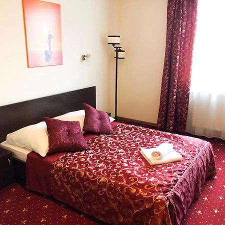 Hotel Korona 제수프 외부 사진