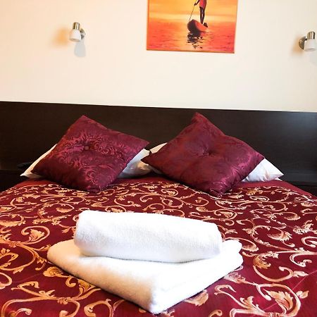 Hotel Korona 제수프 외부 사진